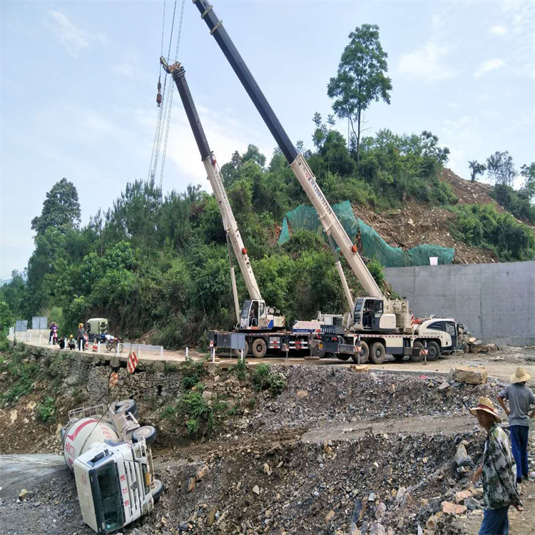 通化通化24小时应急道路救援吊装吊装现场实拍